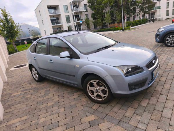 Ford Focus Hatchback, Petrol, 2007, Blue