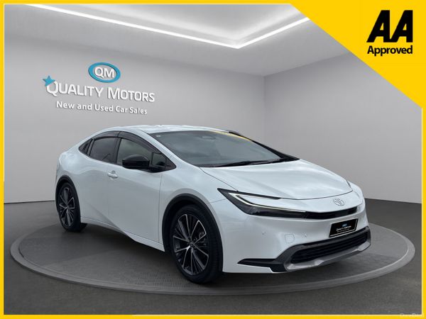 Toyota Prius Saloon, Petrol Hybrid, 2023, White