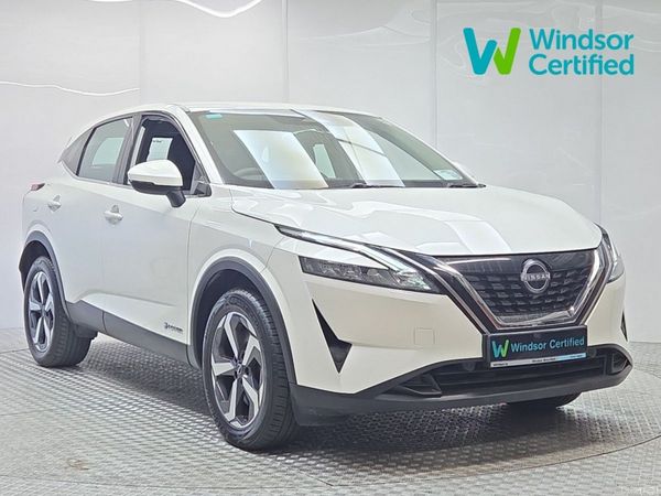 Nissan Qashqai MPV, Petrol Hybrid, 2023, White
