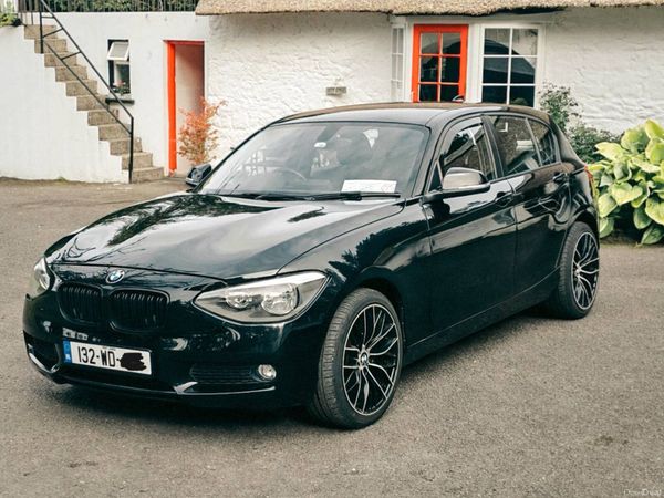 BMW 1-Series Hatchback, Diesel, 2013, Black
