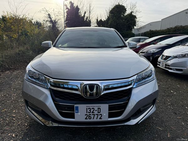 Honda Accord Saloon, Petrol Hybrid, 2013, Silver