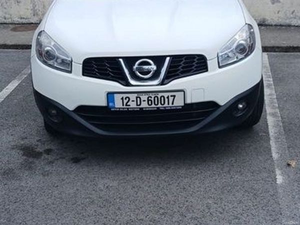 Nissan Qashqai Hatchback, Diesel, 2012, White