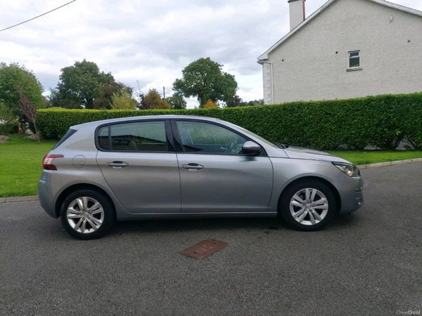 Peugeot 308 Hatchback, Diesel, 2018, Grey
