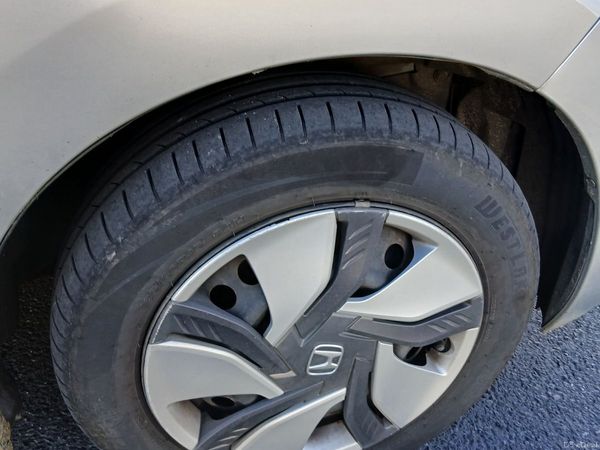 Honda Fit Hatchback, Petrol Hybrid, 2015, Silver