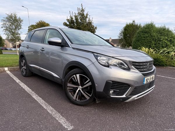 Peugeot 5008 MPV, Petrol, 2019, Grey