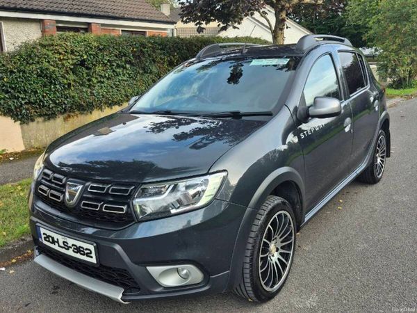 Dacia Sandero Stepway Hatchback, Diesel, 2020, Grey