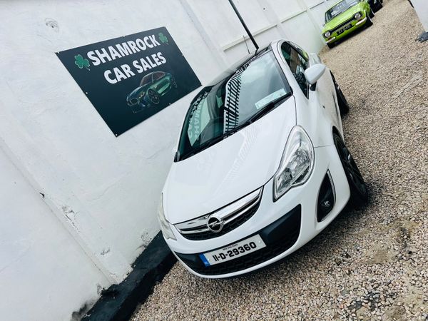 Opel Corsa Hatchback, Petrol, 2011, White