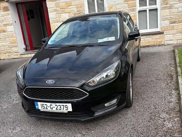 Ford Focus Hatchback, Petrol, 2015, Black