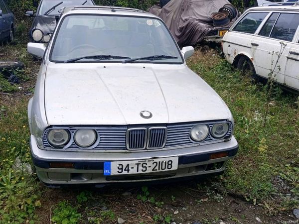 BMW Other Estate/Jeep, Petrol, 1994, Grey
