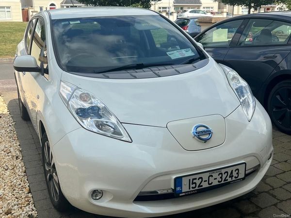 Nissan Leaf Hatchback, Electric, 2015, White
