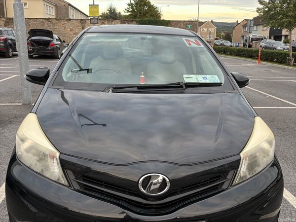 Toyota Vitz Hatchback, Petrol, 2012, Black