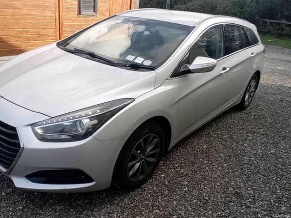 Hyundai i40 Estate, Diesel, 2016, Silver