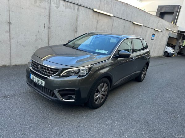 Peugeot 5008 MPV, Diesel, 2018, Grey