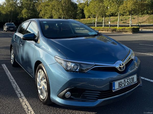 Toyota Auris Hatchback, Diesel, 2016, Blue