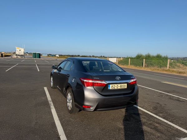 Toyota Corolla Saloon, Diesel, 2015, Grey