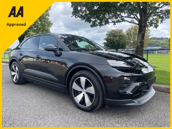 Porsche Macan SUV, Electric, 2024, Black