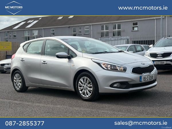 Kia Ceed Hatchback, Petrol, 2015, Silver