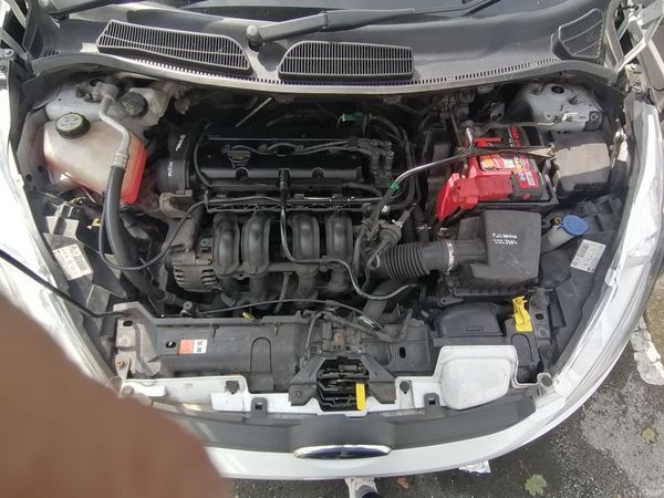 Ford Fiesta Hatchback, Petrol, 2011, White