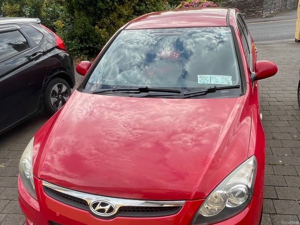Hyundai i30 Hatchback, Diesel, 2009, Red