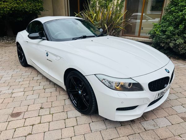 BMW Z4 Coupe, Petrol, 2012, White