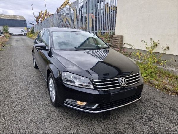 Volkswagen Passat Saloon, Diesel, 2013, Black