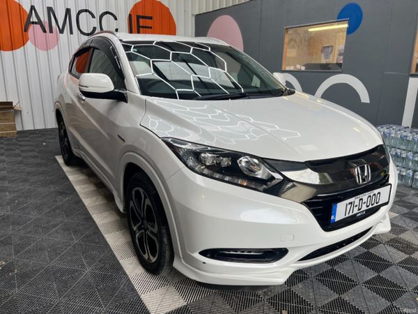 Honda Vezel SUV, Petrol Hybrid, 2017, White
