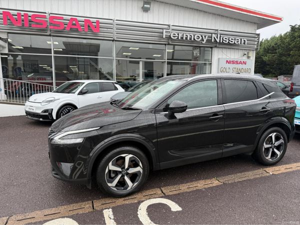 Nissan Qashqai Hatchback, Petrol, 2023, Black