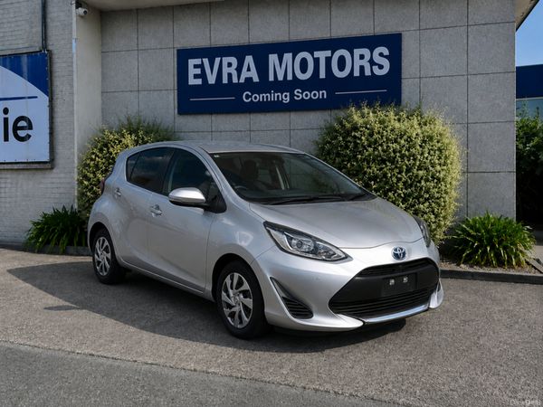 Toyota Aqua Hatchback, Petrol Hybrid, 2021, Silver