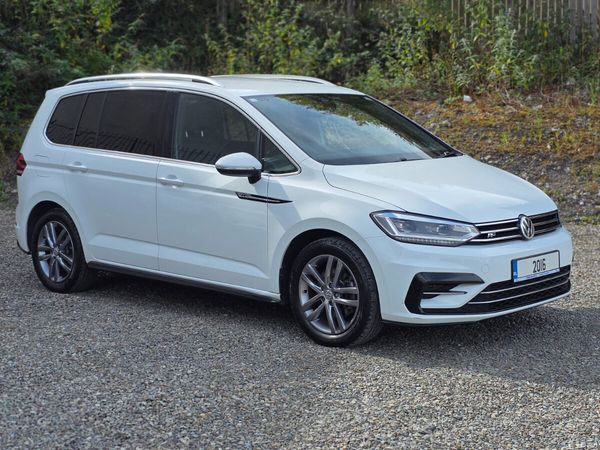 Volkswagen Touran MPV, Petrol, 2016, White