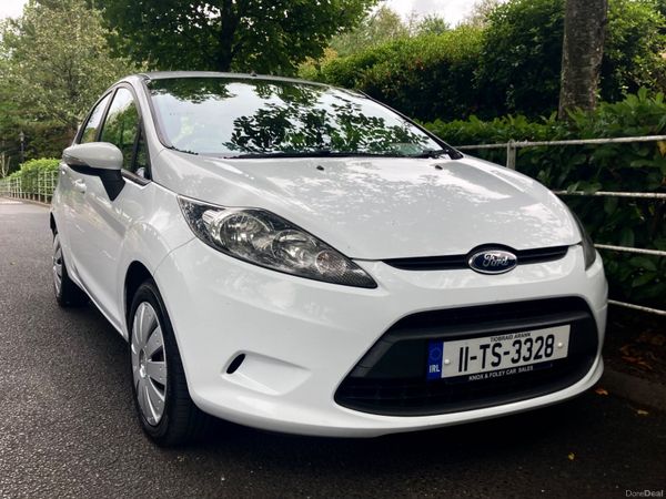 Ford Fiesta Hatchback, Petrol, 2011, White