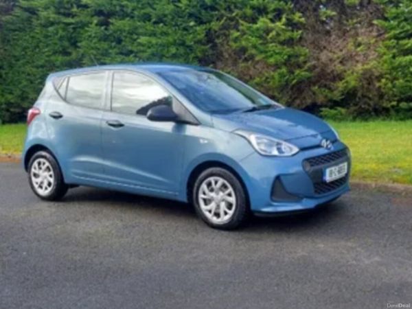 Hyundai i10 Hatchback, Petrol, 2018, Blue