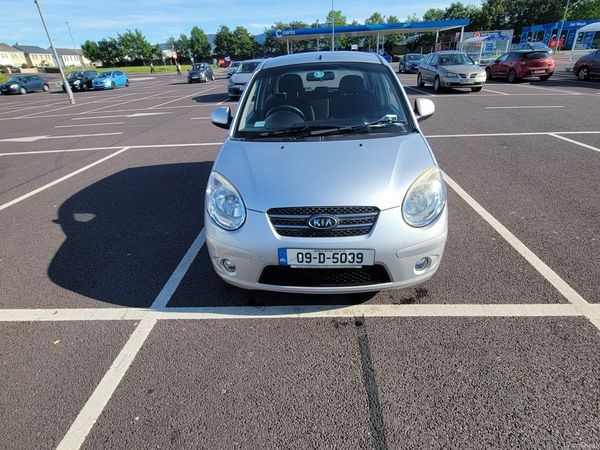Kia Picanto Hatchback, Petrol, 2009, Silver