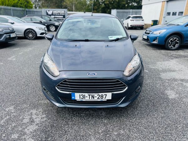 Ford Fiesta Hatchback, Petrol, 2013, Blue