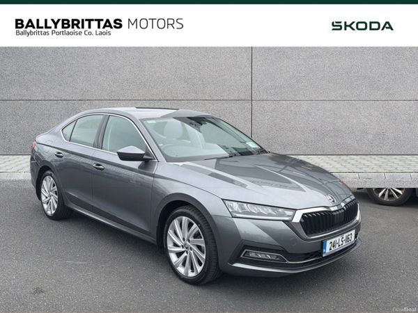 Skoda Octavia Saloon, Diesel, 2024, Grey