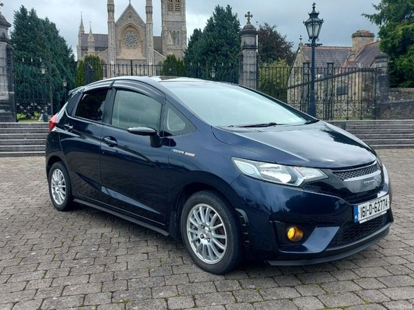 Honda Fit Hatchback, Petrol Hybrid, 2016, Blue