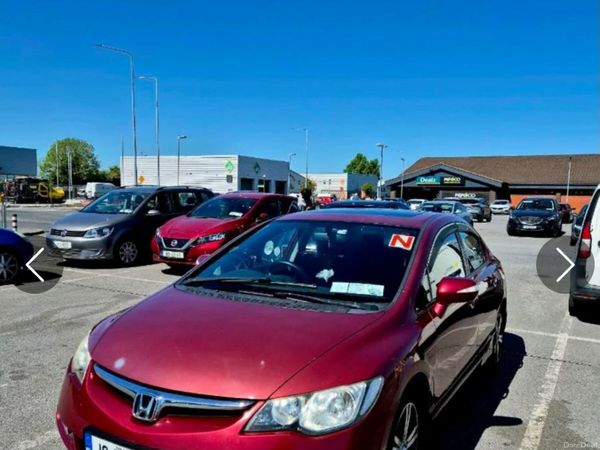 Honda Civic Saloon, Petrol, 2010, Red