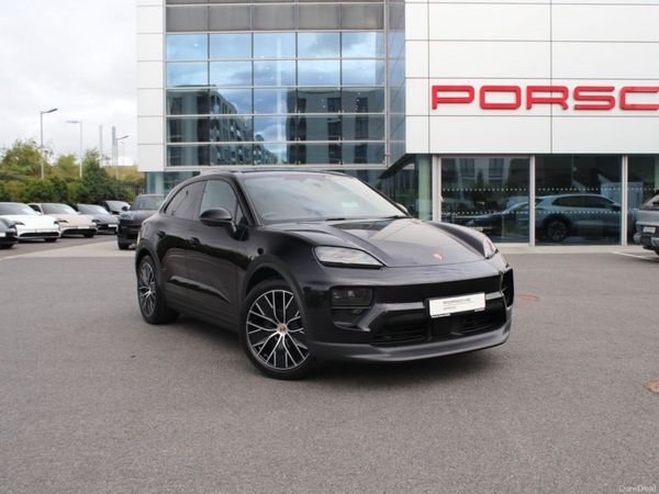 Porsche Macan SUV, Electric, 2026, Black