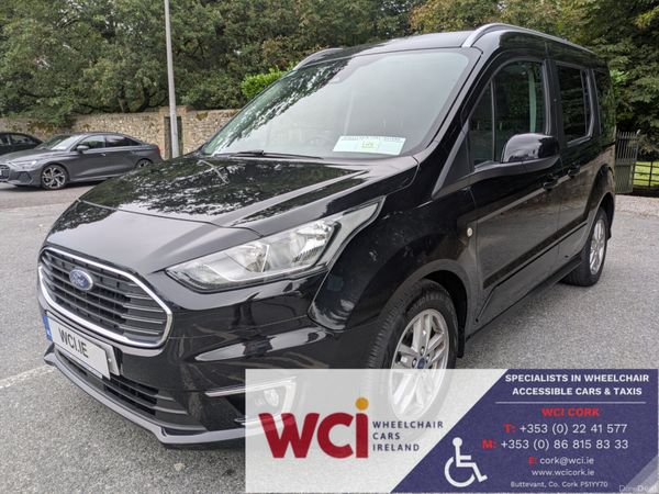 Ford Tourneo Connect MPV, Diesel, 2021, Black