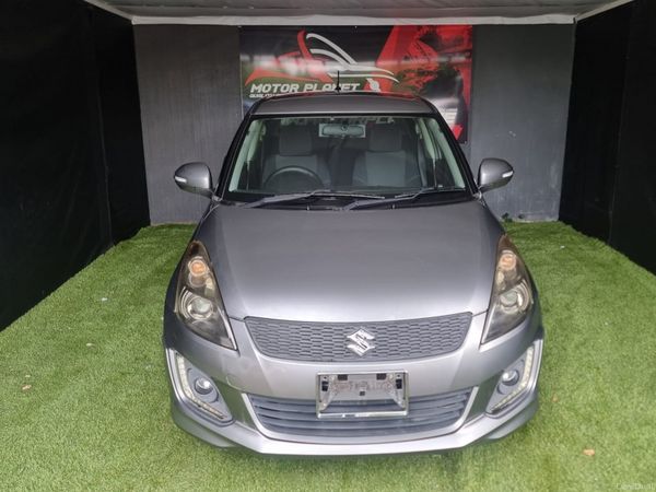 Suzuki Swift Hatchback, Petrol, 2014, Silver