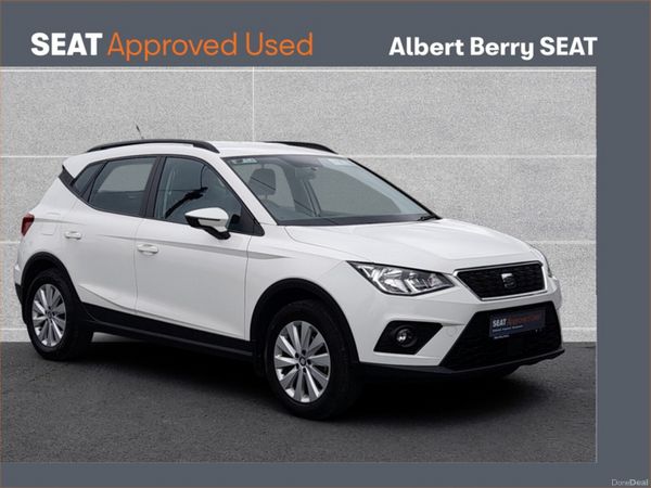SEAT Arona Hatchback, Petrol, 2021, White