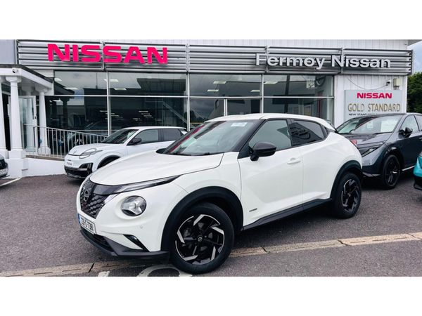 Nissan Juke Hatchback, Petrol Hybrid, 2023, White