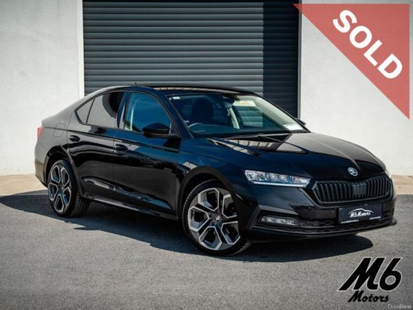 Skoda Octavia Hatchback, Petrol Hybrid, 2023, Black