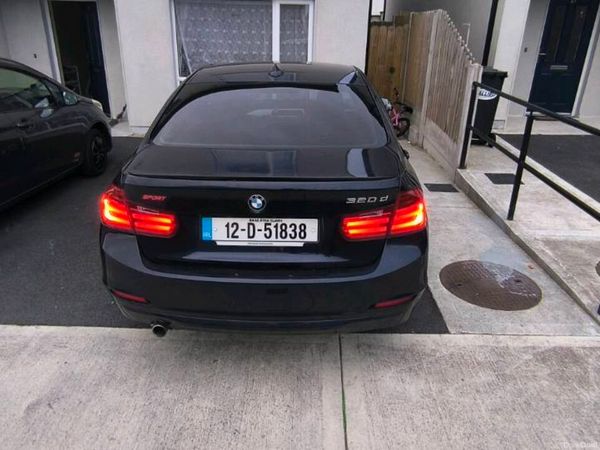BMW 3-Series Saloon, Diesel, 2012, Blue