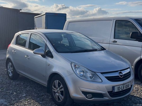 Opel Corsa Hatchback, Petrol, 2010, Silver