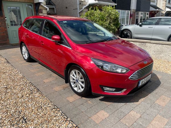Ford Focus Estate, Diesel, 2018, Red