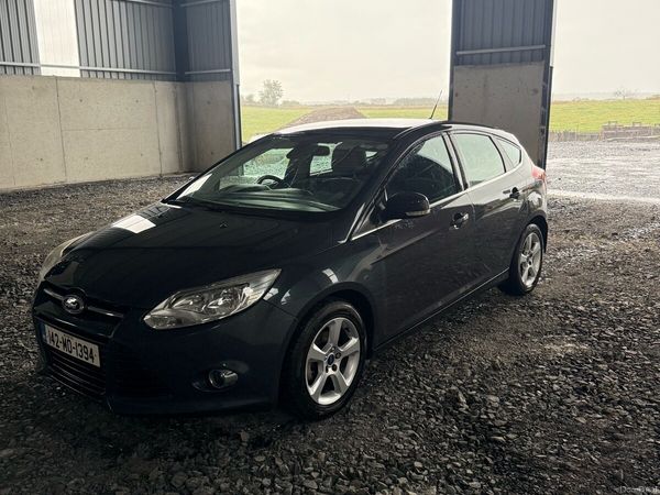 Ford Focus Hatchback, Diesel, 2014, Grey