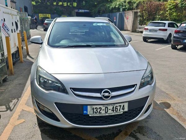 Opel Astra Saloon, Diesel, 2013, Silver