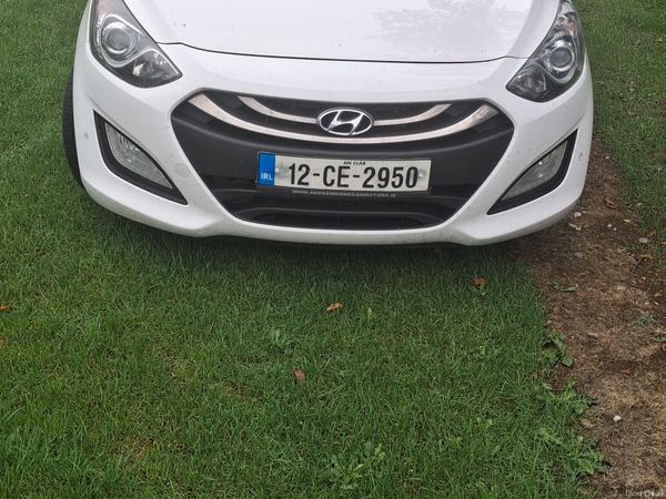 Hyundai i30 Hatchback, Diesel, 2012, White
