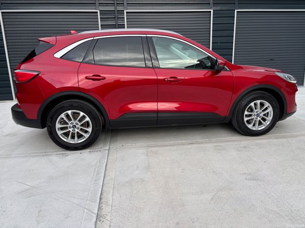 Ford Kuga SUV, Diesel, 2022, Red