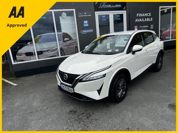 Nissan Qashqai SUV, Petrol, 2022, White